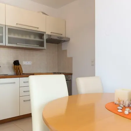 Janja Apartament