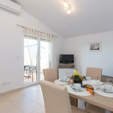 Apartament Janja Jadranovo