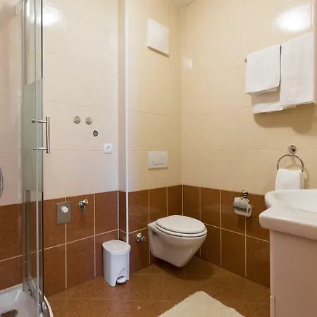 Janja Apartament *