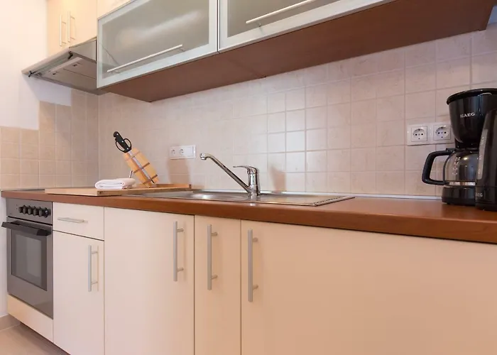 Janja יאדראנובו