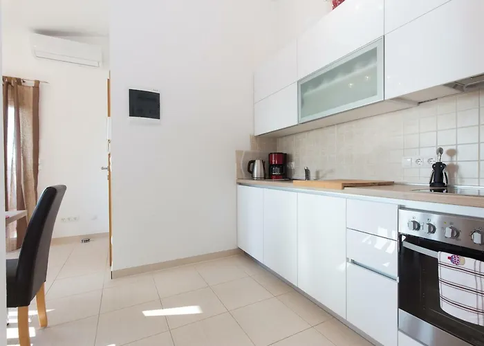 Janja יאדראנובו